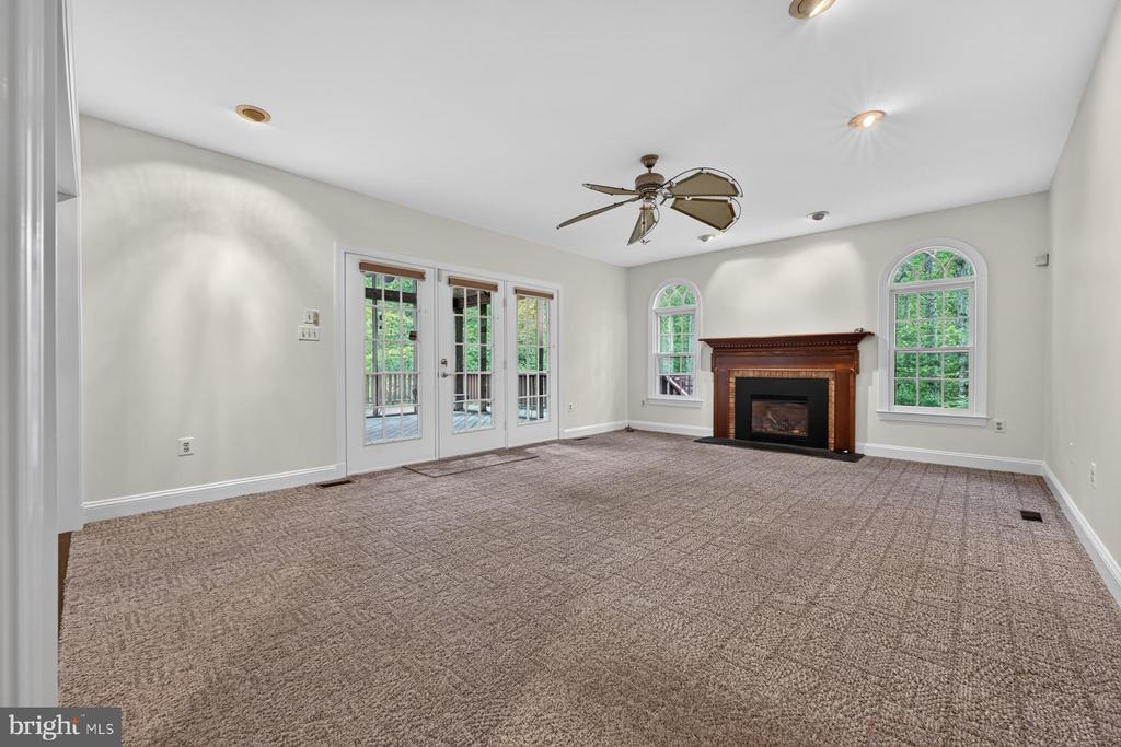 900 MALVERN HILL DRIVE