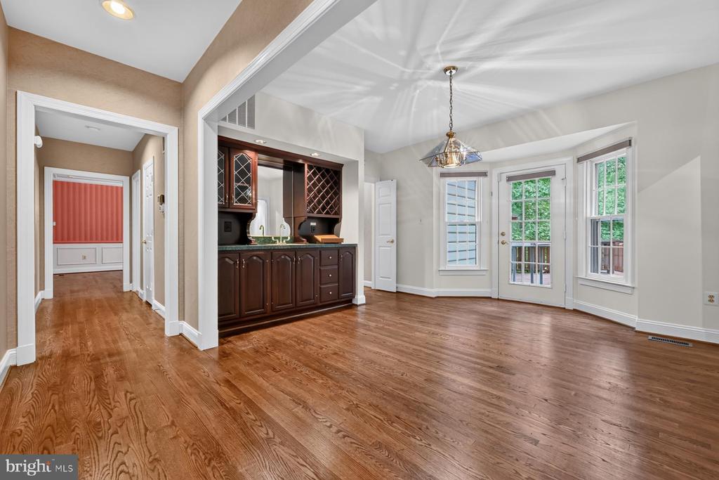 900 MALVERN HILL DRIVE
