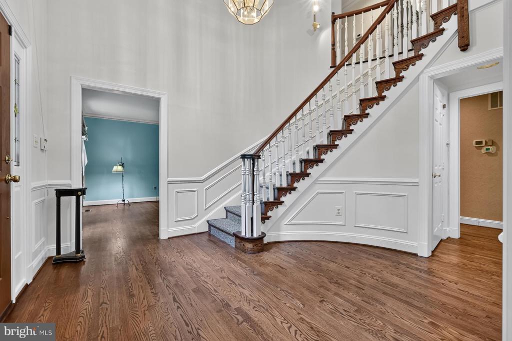 900 MALVERN HILL DRIVE