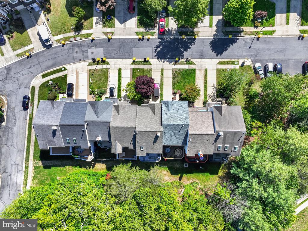 3228 ESCAPADE CIRCLE