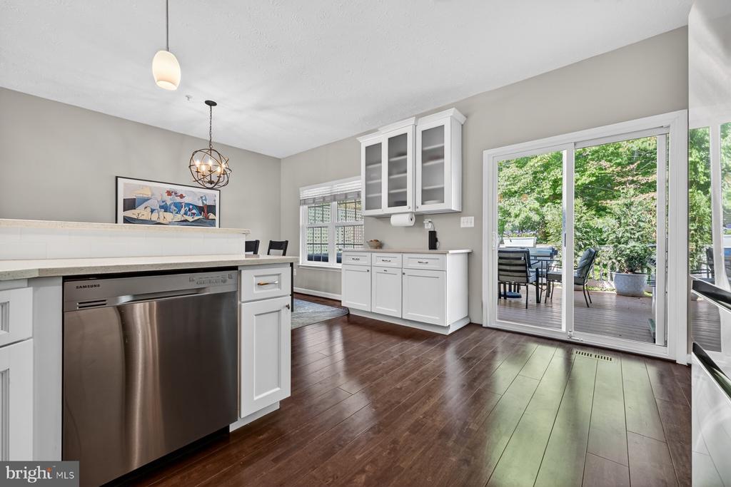 3228 ESCAPADE CIRCLE