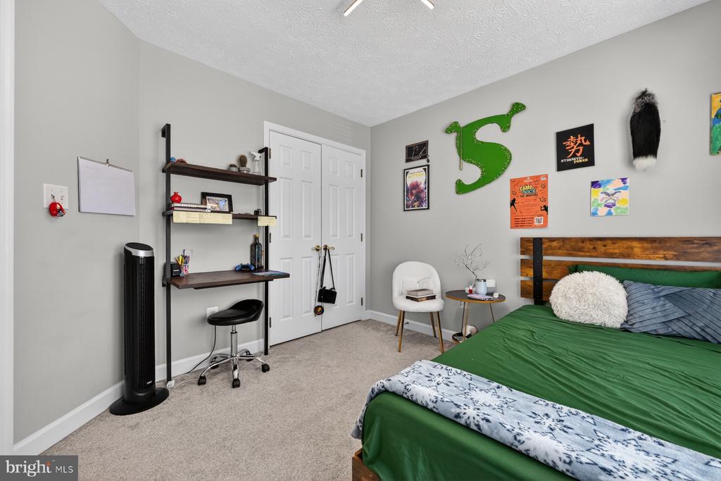 3228 ESCAPADE CIRCLE