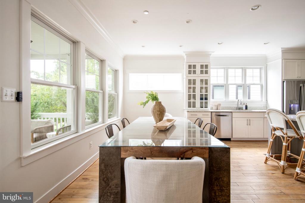 108 CRESSTON ROAD