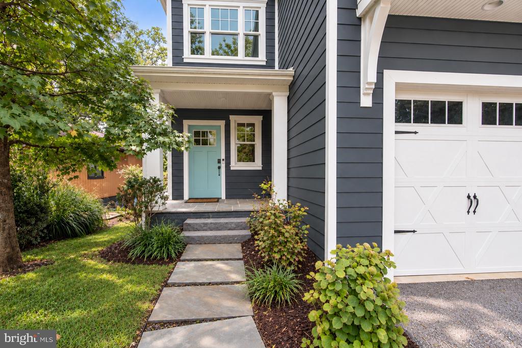 108 CRESSTON ROAD