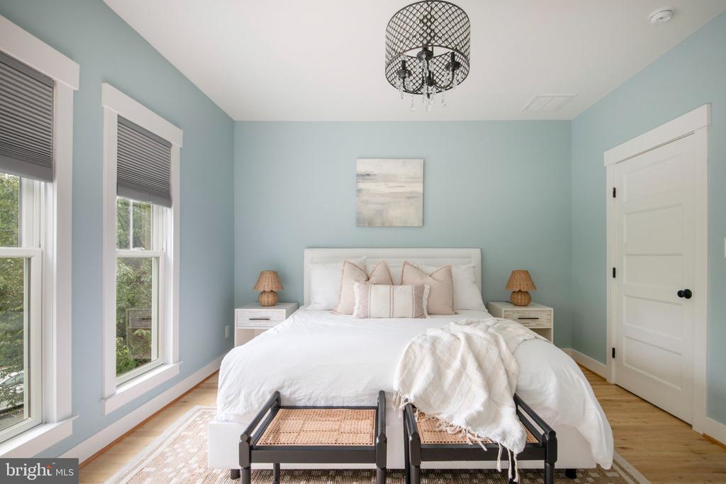 108 CRESSTON ROAD
