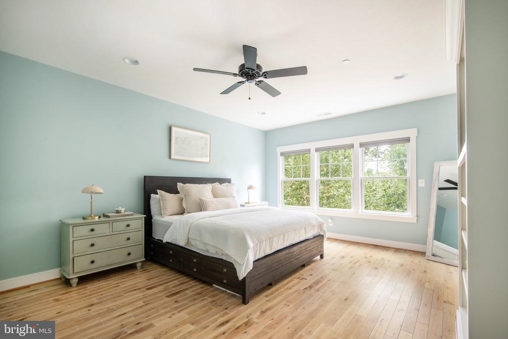108 CRESSTON ROAD