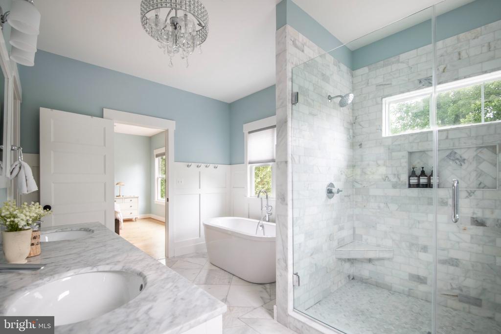 108 CRESSTON ROAD