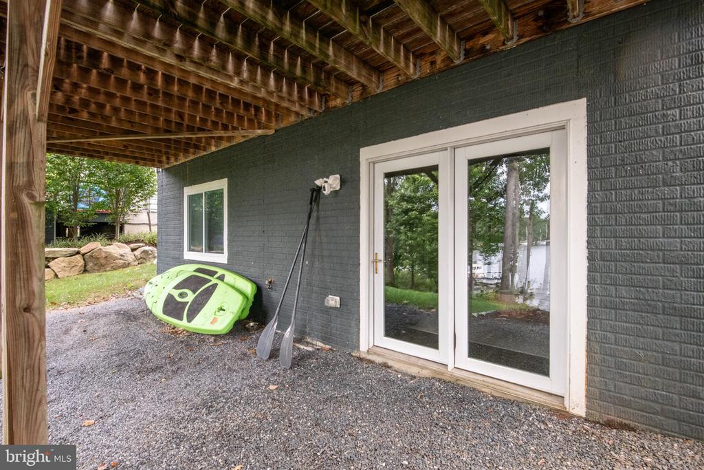 108 CRESSTON ROAD