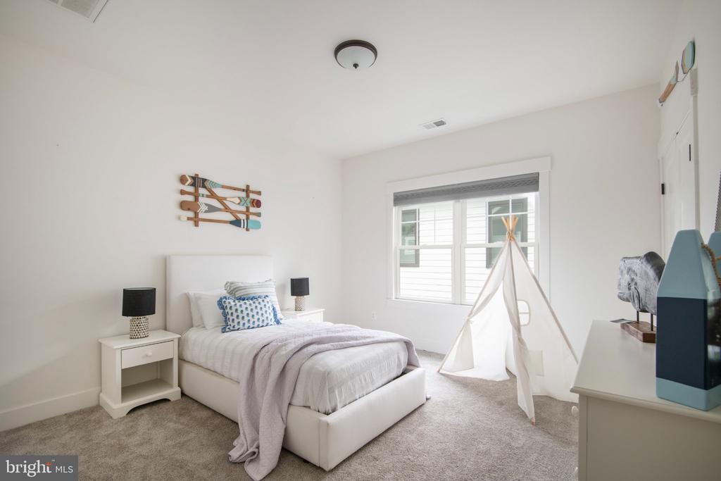 108 CRESSTON ROAD