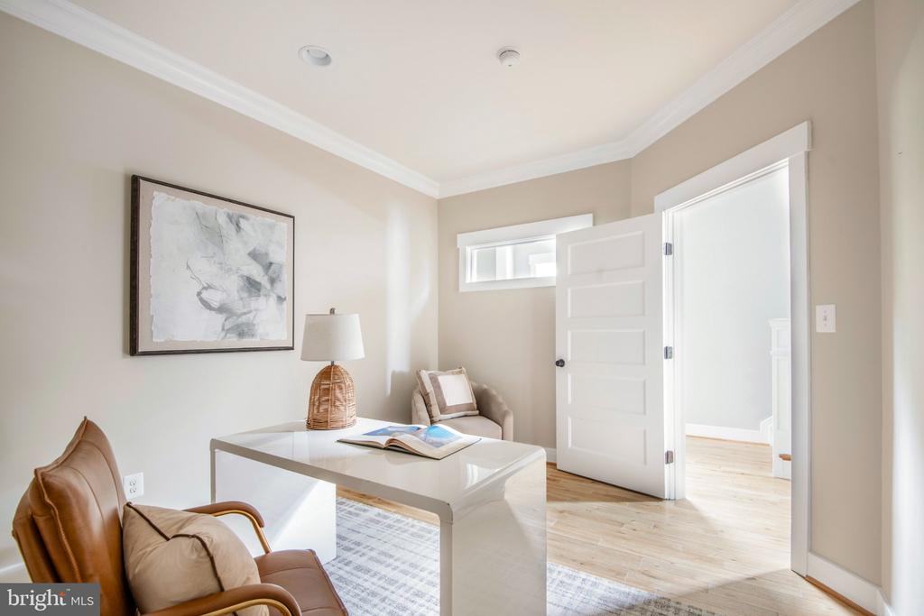 108 CRESSTON ROAD