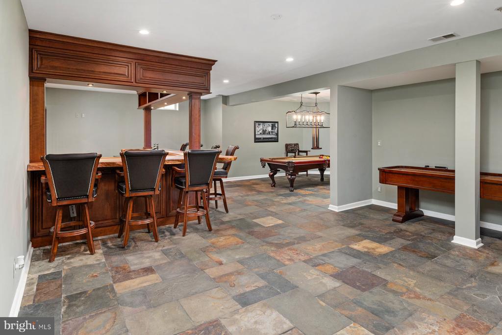 3410 BLANDFORD WAY