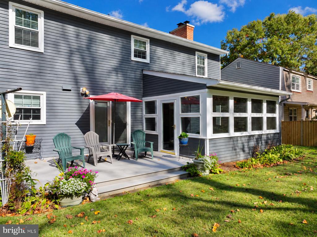 405 HALSEY ROAD
