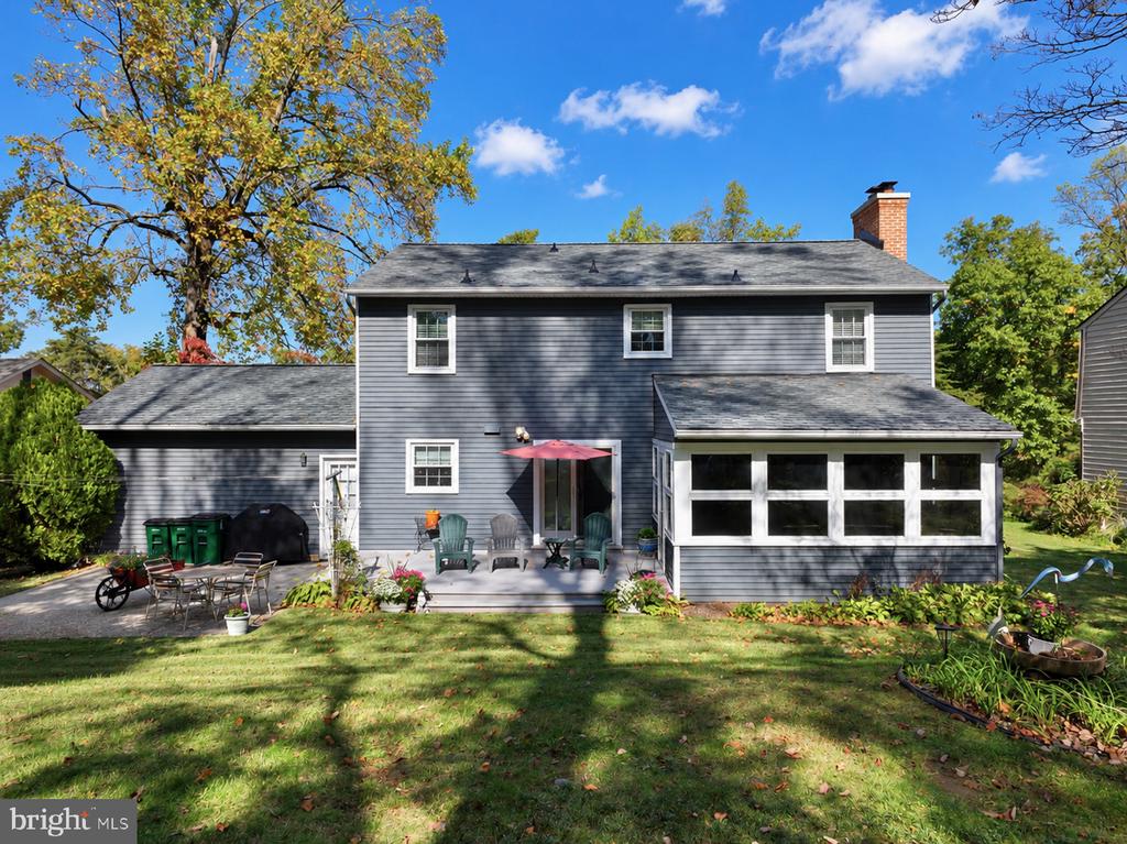 405 HALSEY ROAD