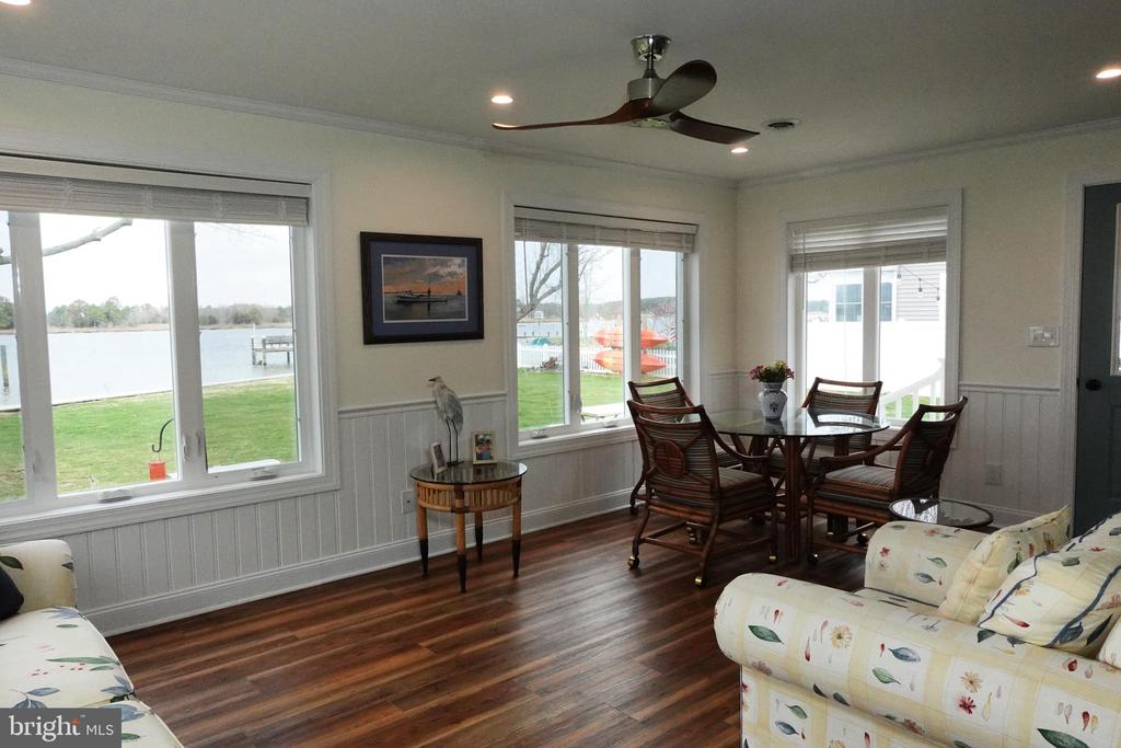 1604 DEEP POINT ROAD