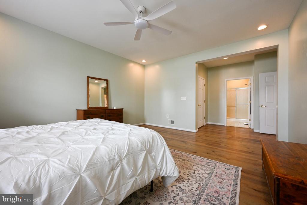 107 REGULATOR DRIVE N
