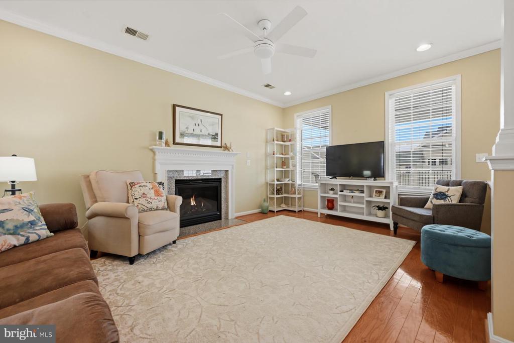 107 REGULATOR DRIVE N