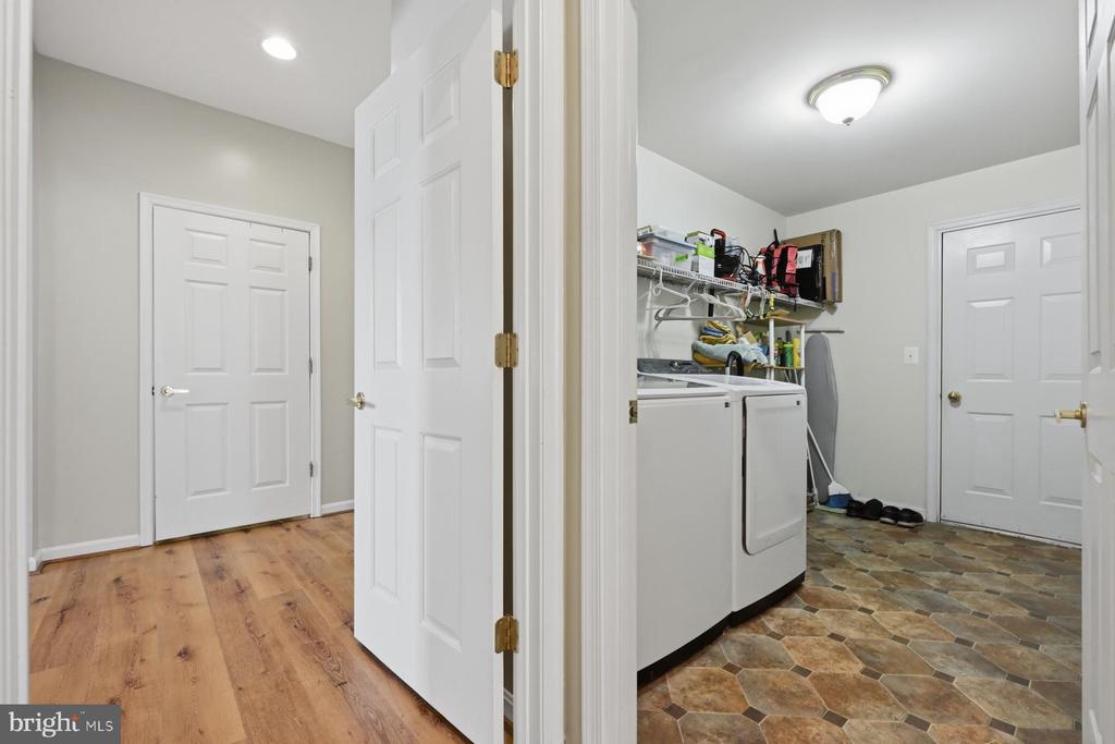 107 REGULATOR DRIVE N