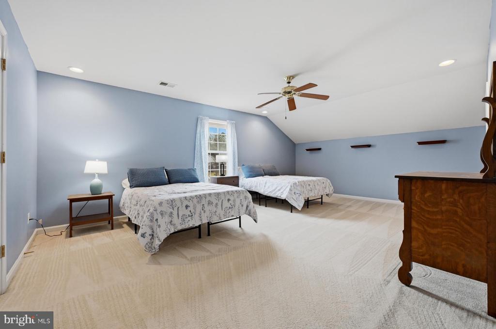 107 REGULATOR DRIVE N