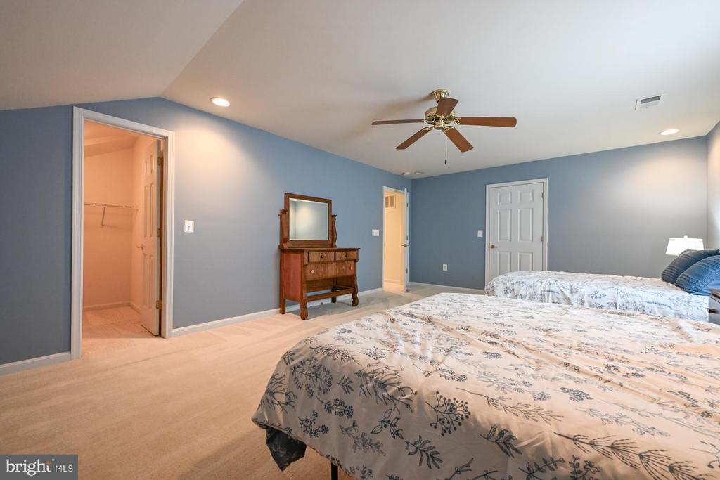 107 REGULATOR DRIVE N