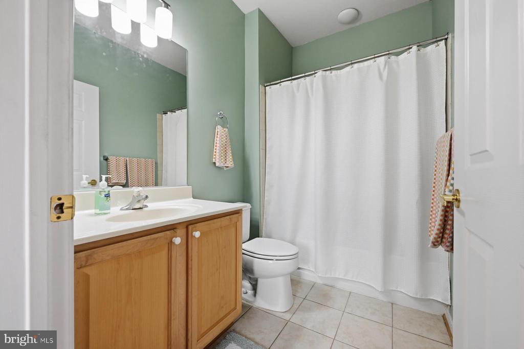 107 REGULATOR DRIVE N