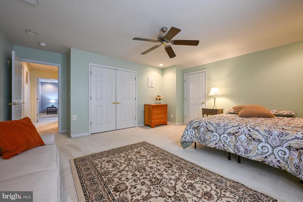 107 REGULATOR DRIVE N