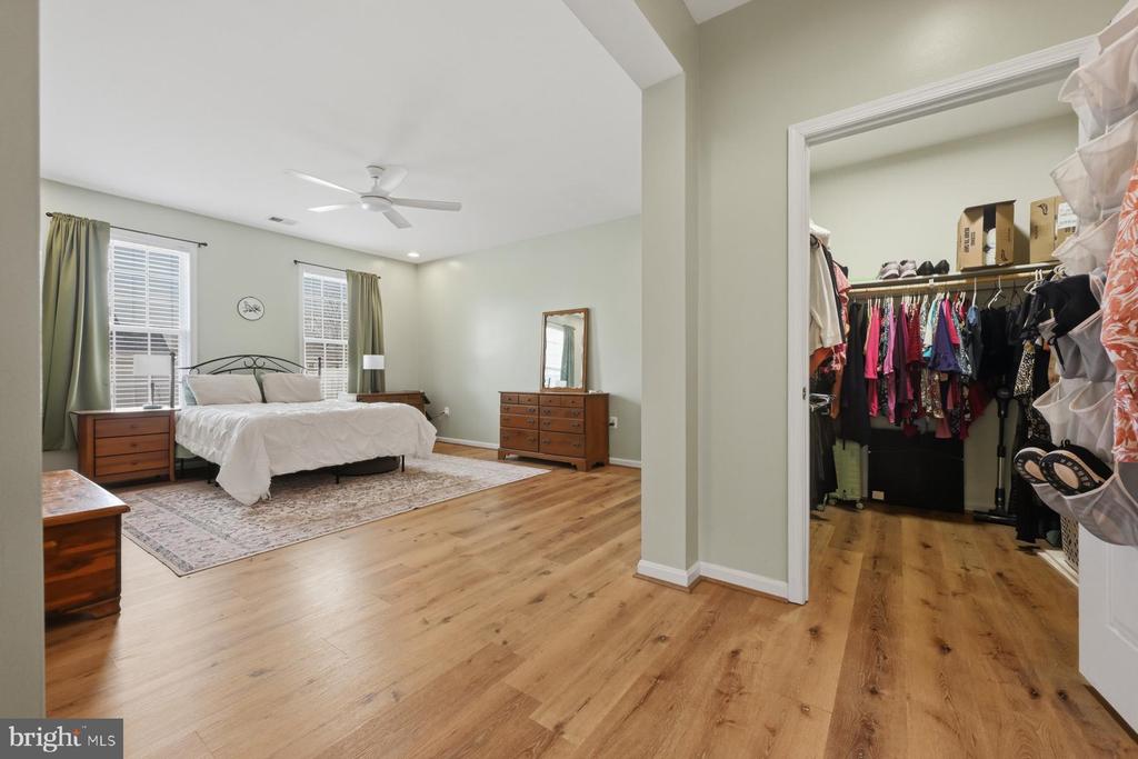 107 REGULATOR DRIVE N