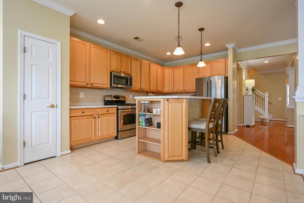 107 REGULATOR DRIVE N
