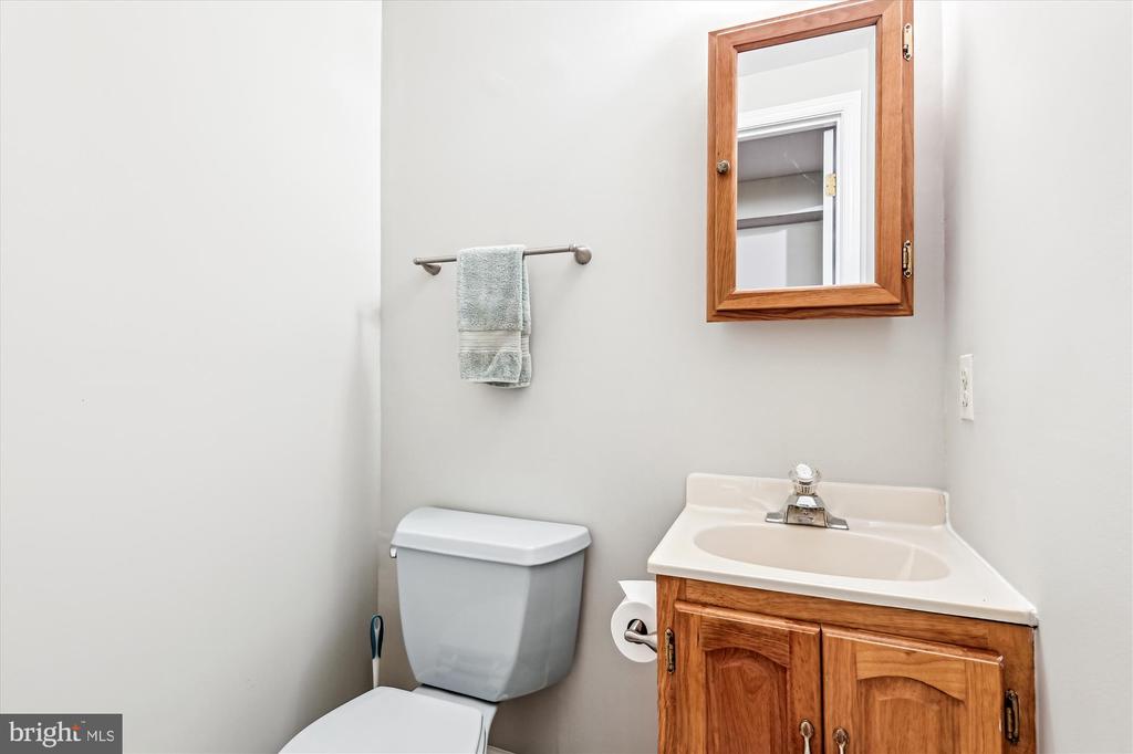 1302 TERRY WAY