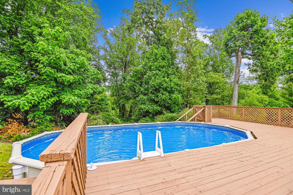 1302 TERRY WAY