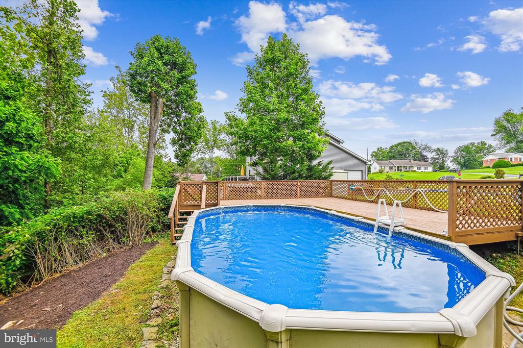 1302 TERRY WAY