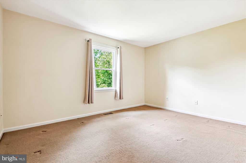 1302 TERRY WAY