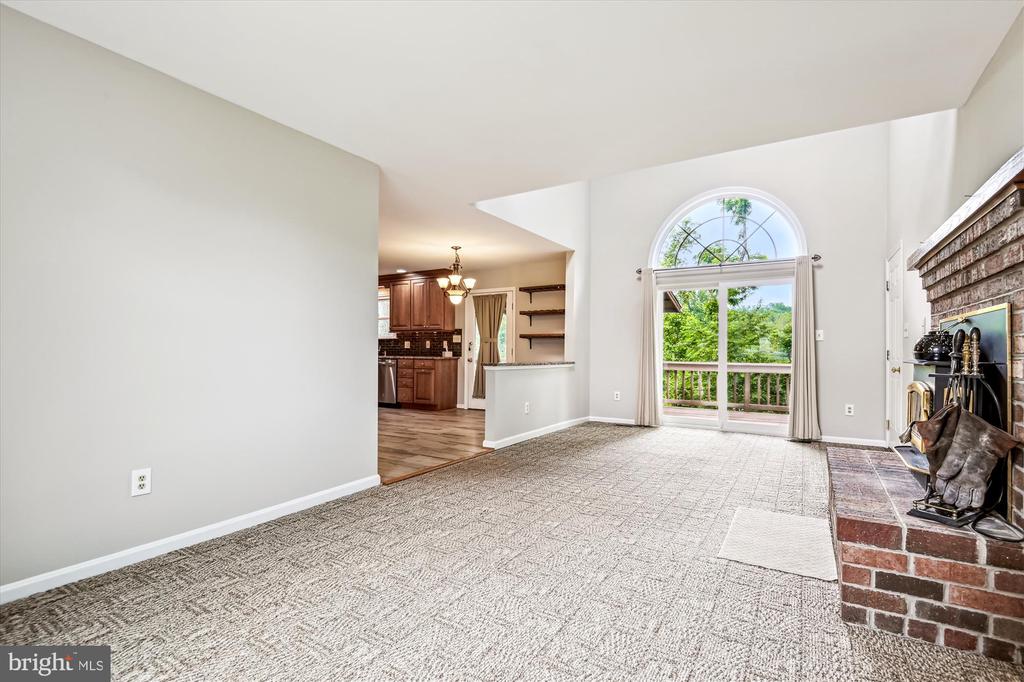 1302 TERRY WAY