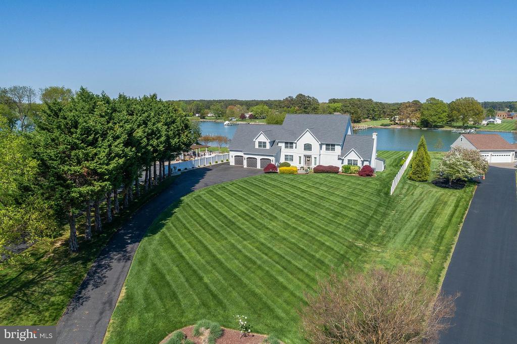 217 WINELAND WAY