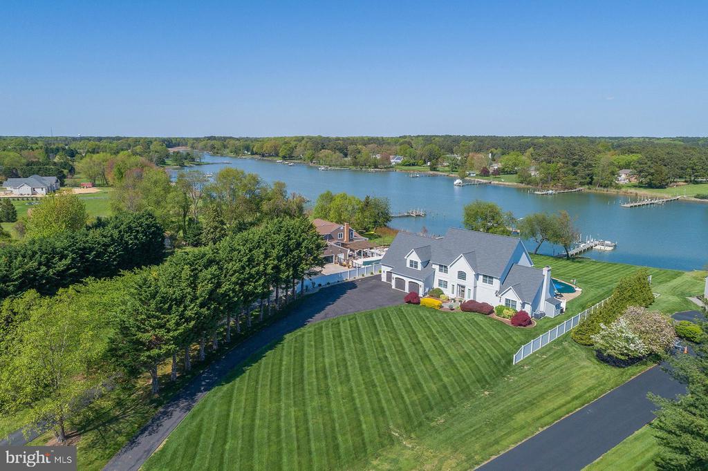 217 WINELAND WAY