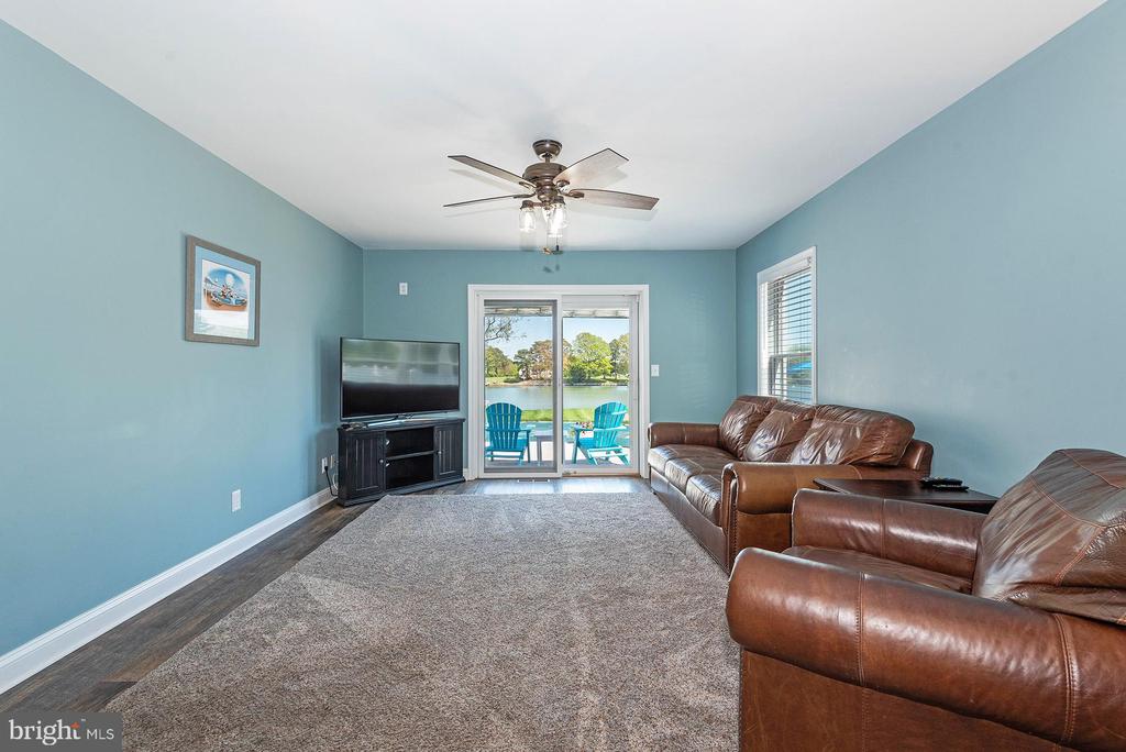 217 WINELAND WAY
