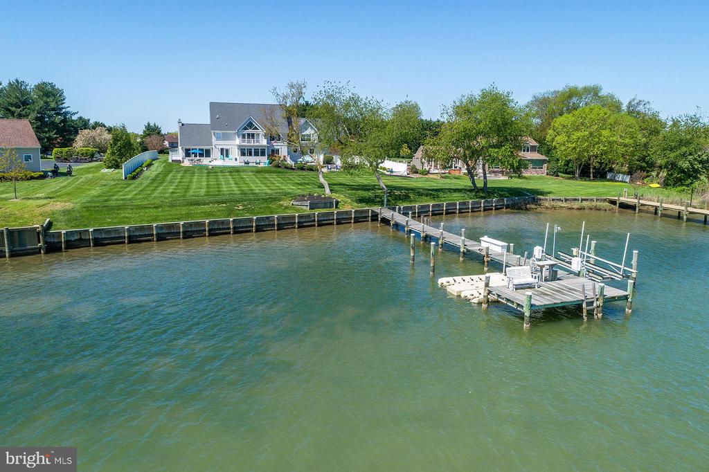 217 WINELAND WAY