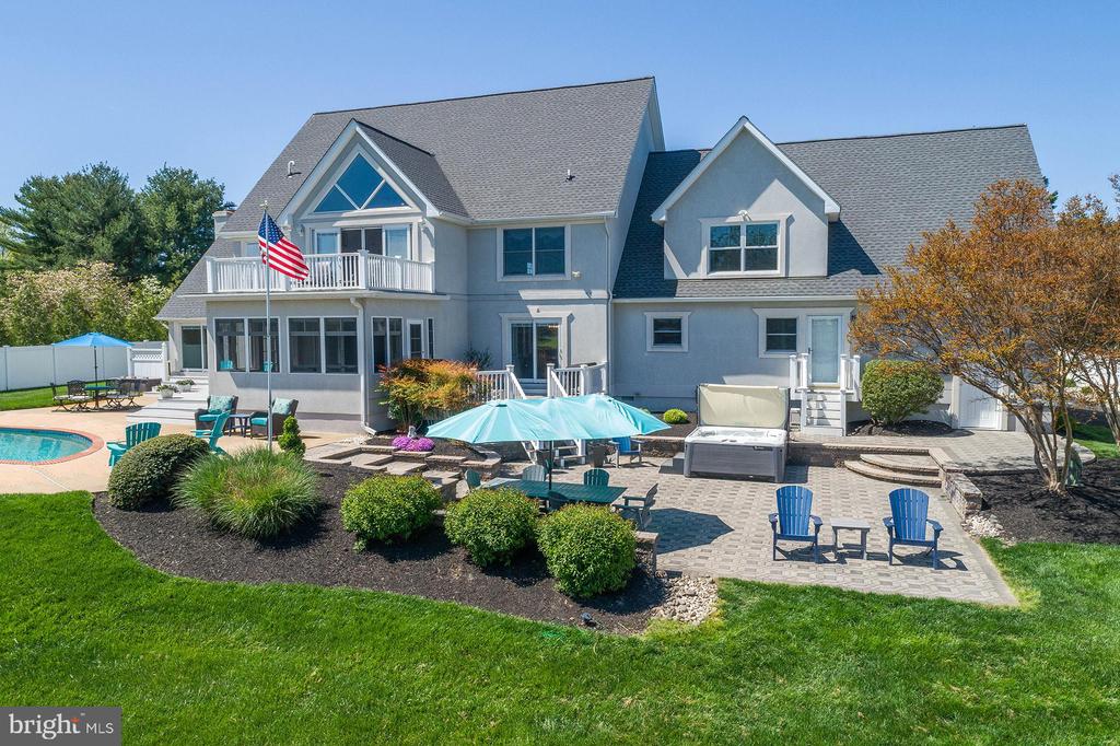 217 WINELAND WAY