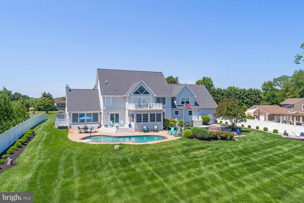 217 WINELAND WAY