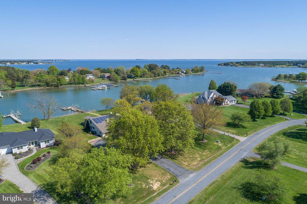 217 WINELAND WAY