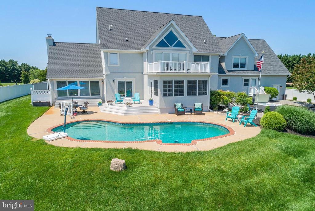 217 WINELAND WAY
