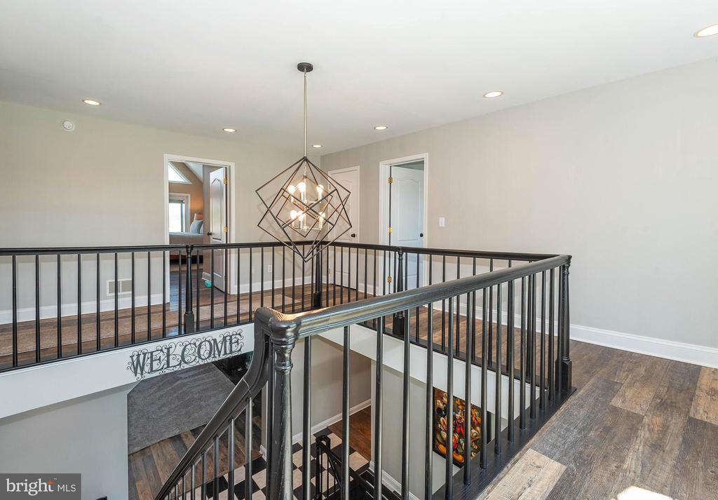 217 WINELAND WAY