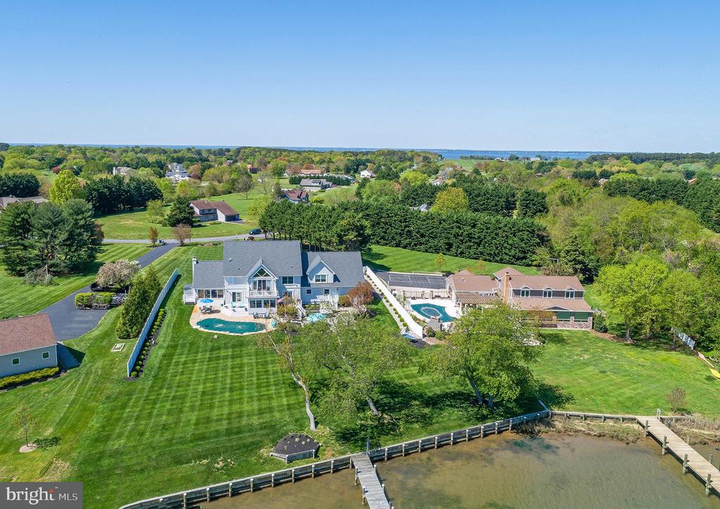 217 WINELAND WAY