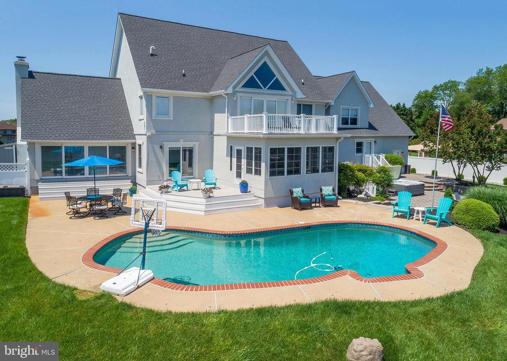 217 WINELAND WAY