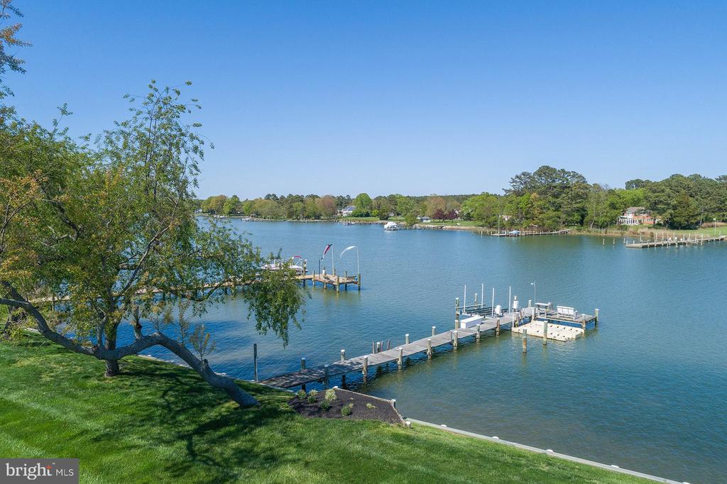 217 WINELAND WAY