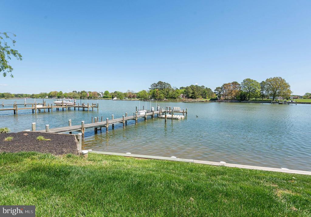 217 WINELAND WAY