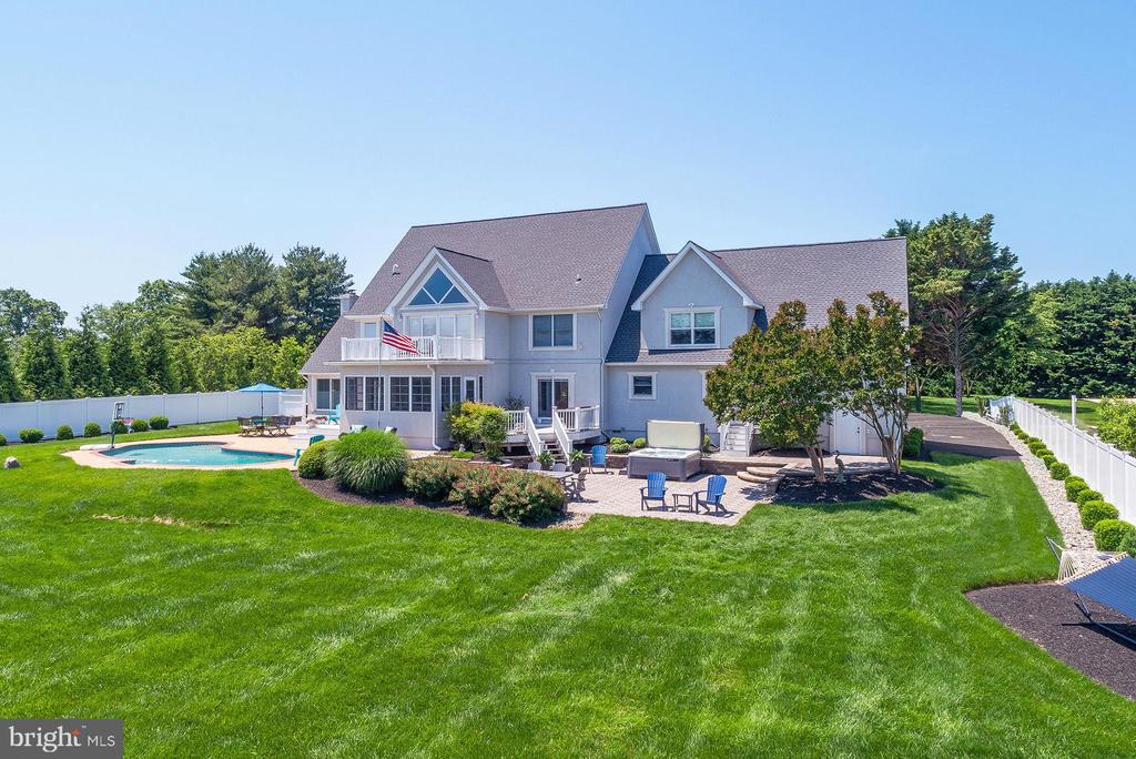 217 WINELAND WAY