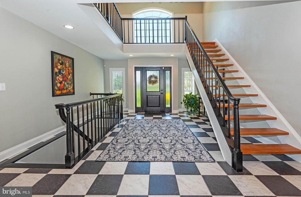 217 WINELAND WAY