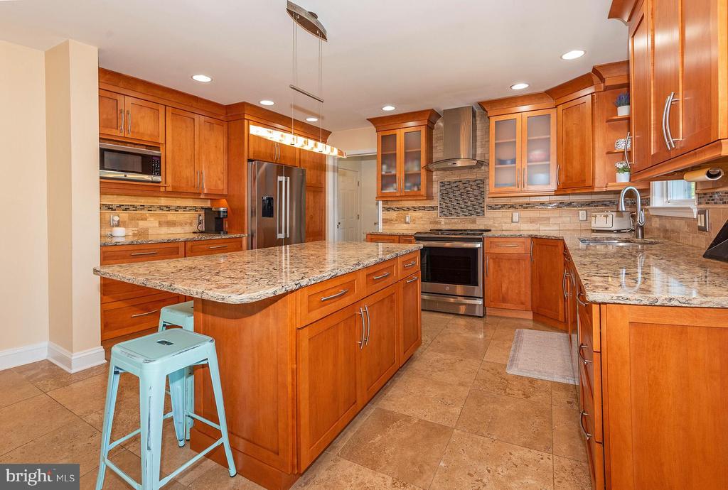 217 WINELAND WAY