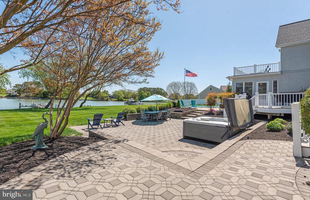 217 WINELAND WAY