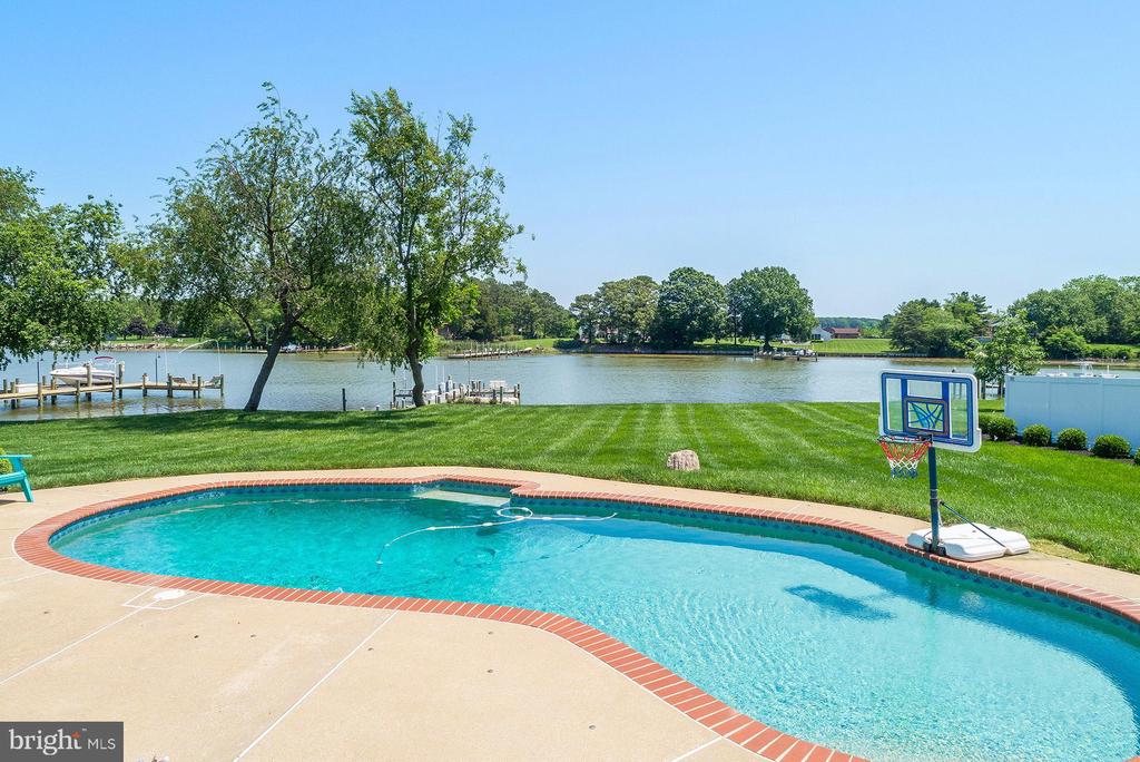 217 WINELAND WAY